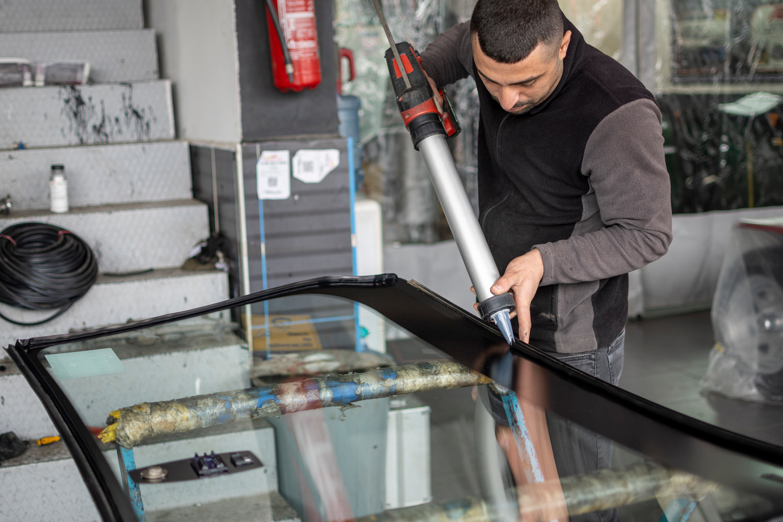 ​Reliable Windshield and Glass Repair in West Edmonton